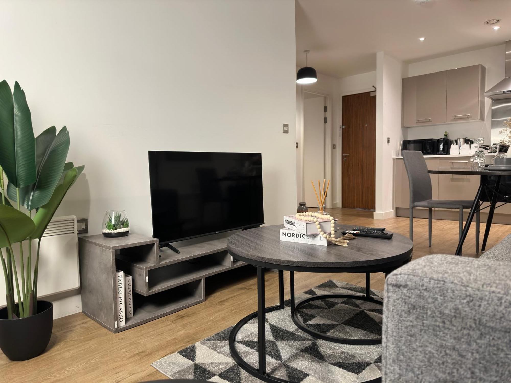 Cozy City Centre Apartment With Free Parking And Free Gym Birmingham Exterior photo