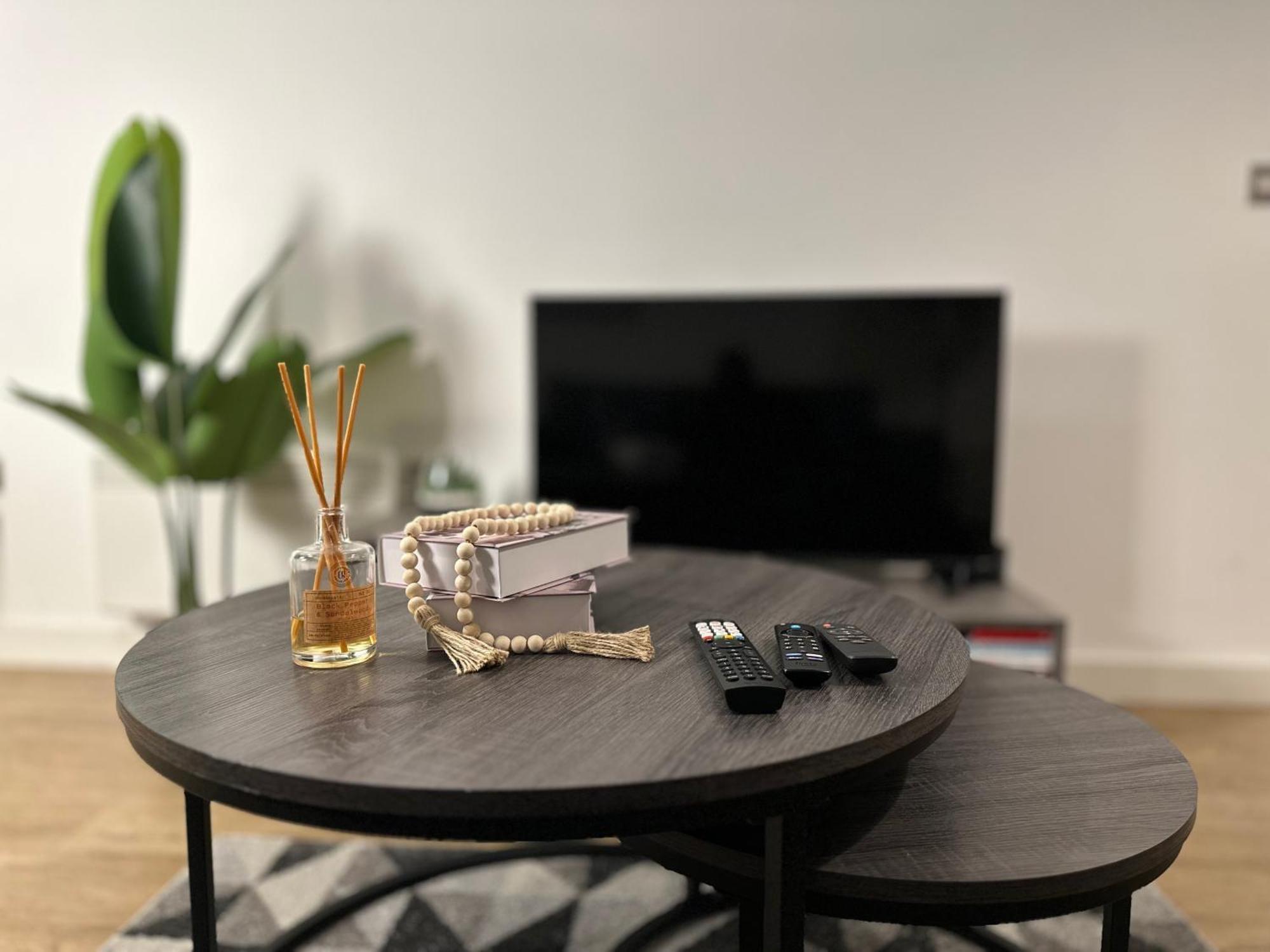 Cozy City Centre Apartment With Free Parking And Free Gym Birmingham Exterior photo