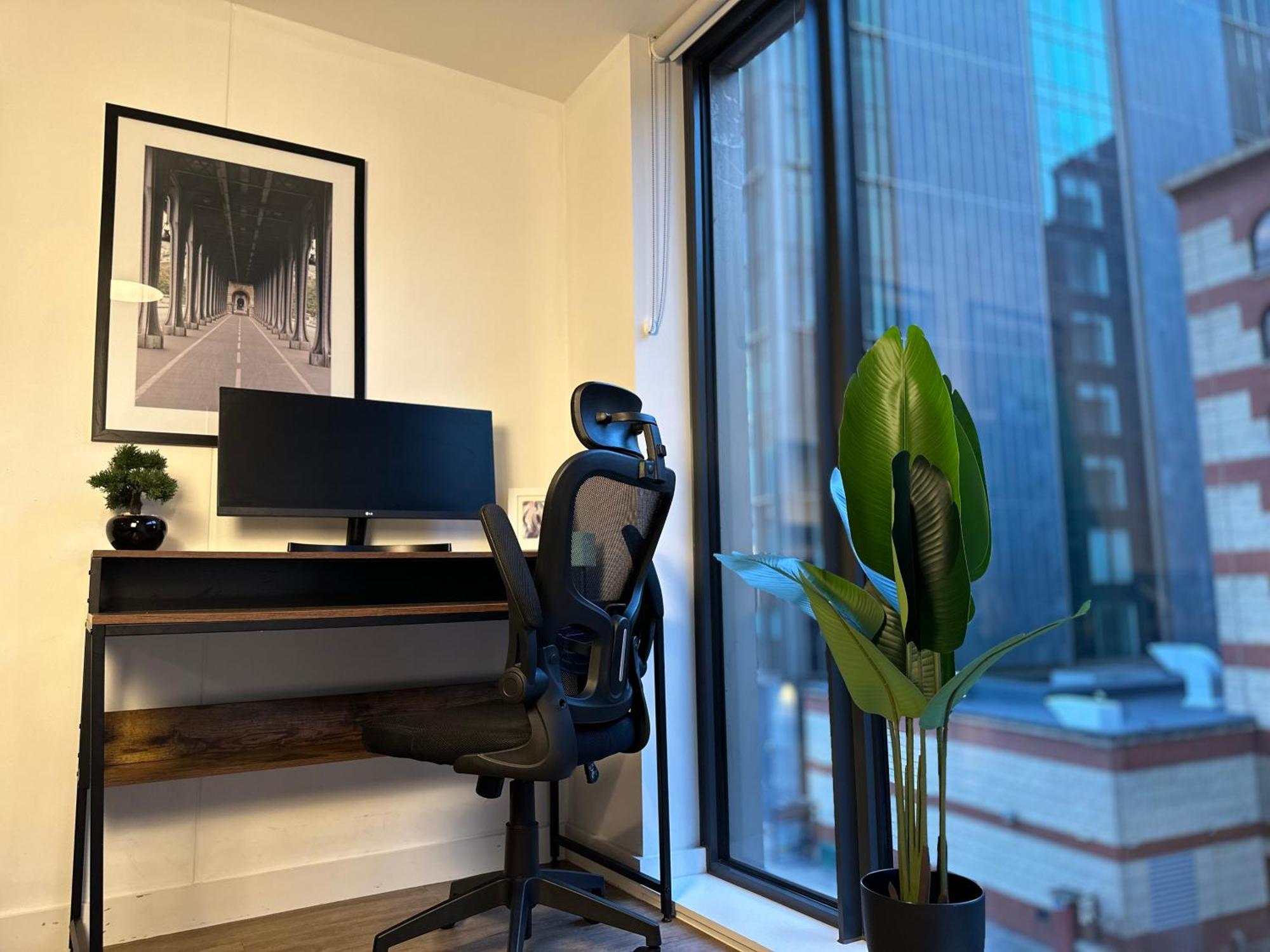 Cozy City Centre Apartment With Free Parking And Free Gym Birmingham Exterior photo