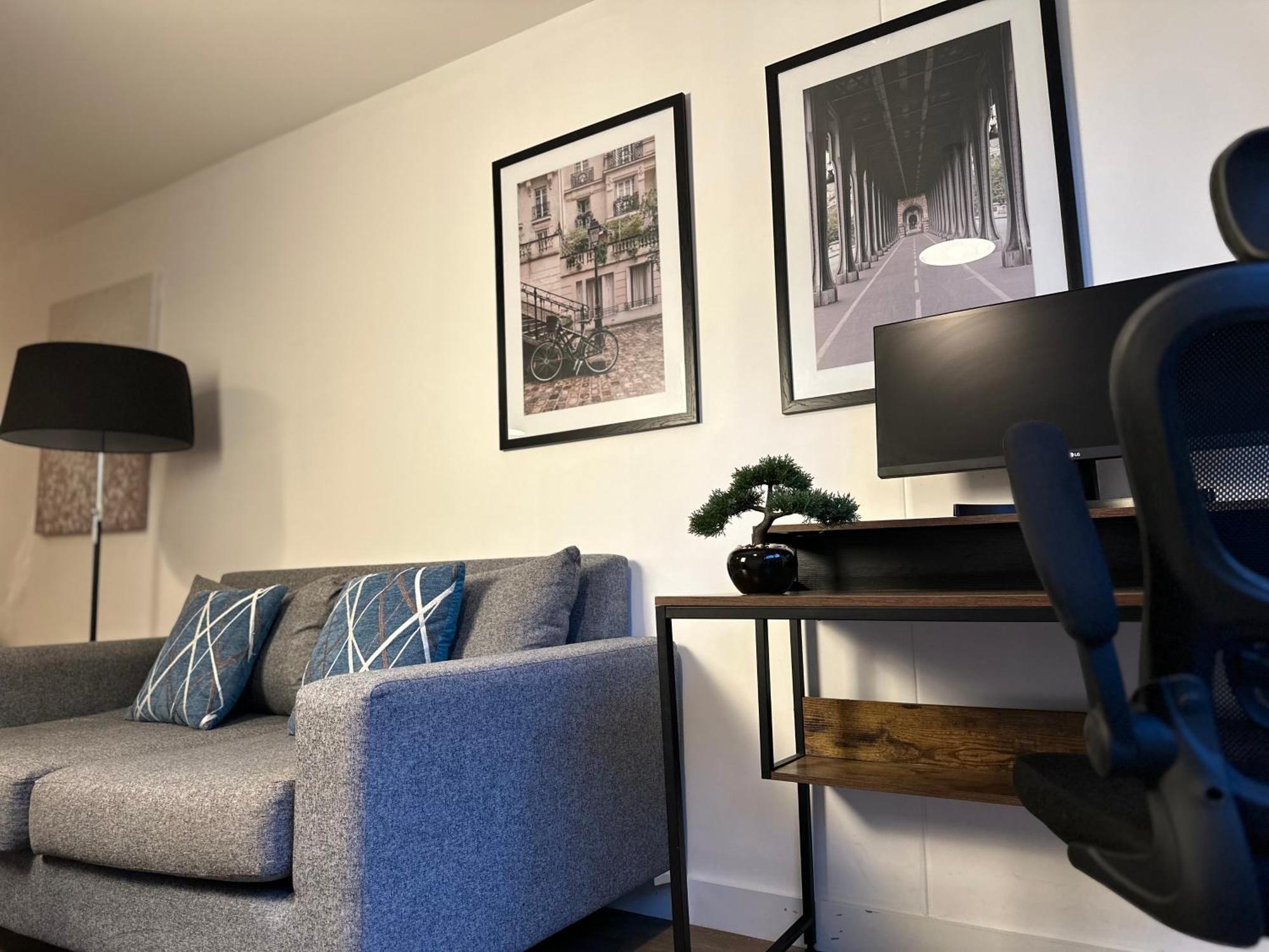 Cozy City Centre Apartment With Free Parking And Free Gym Birmingham Exterior photo
