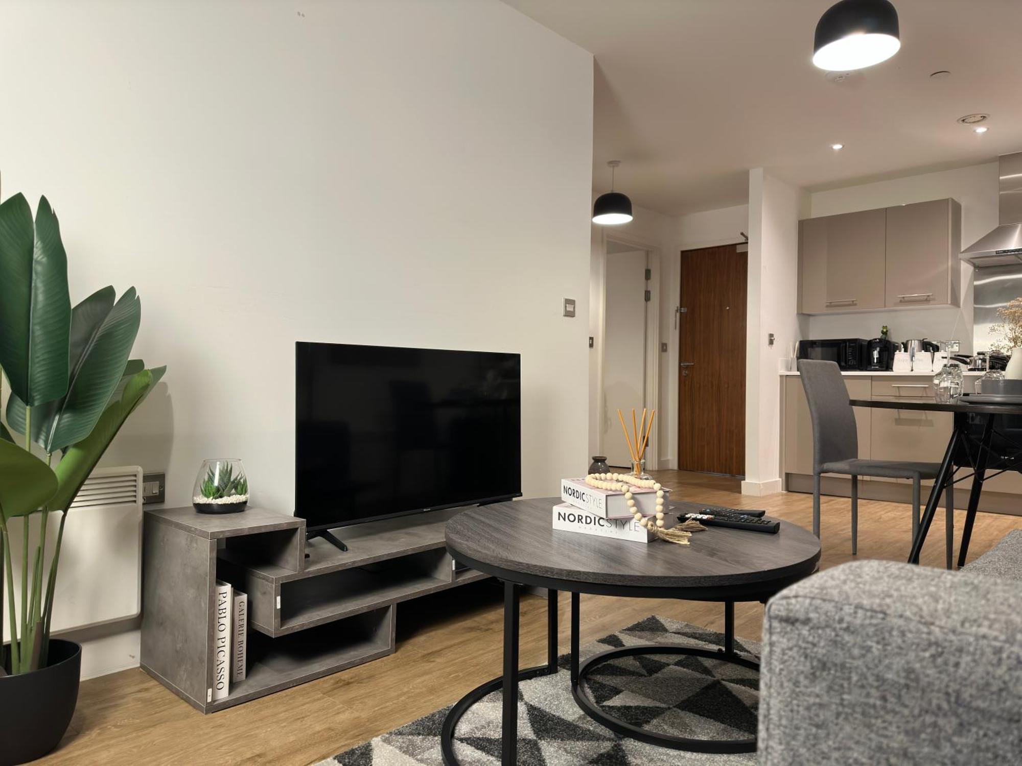 Cozy City Centre Apartment With Free Parking And Free Gym Birmingham Exterior photo