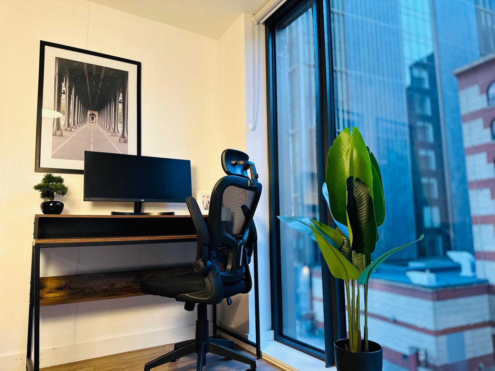 Cozy City Centre Apartment With Free Parking And Free Gym Birmingham Exterior photo