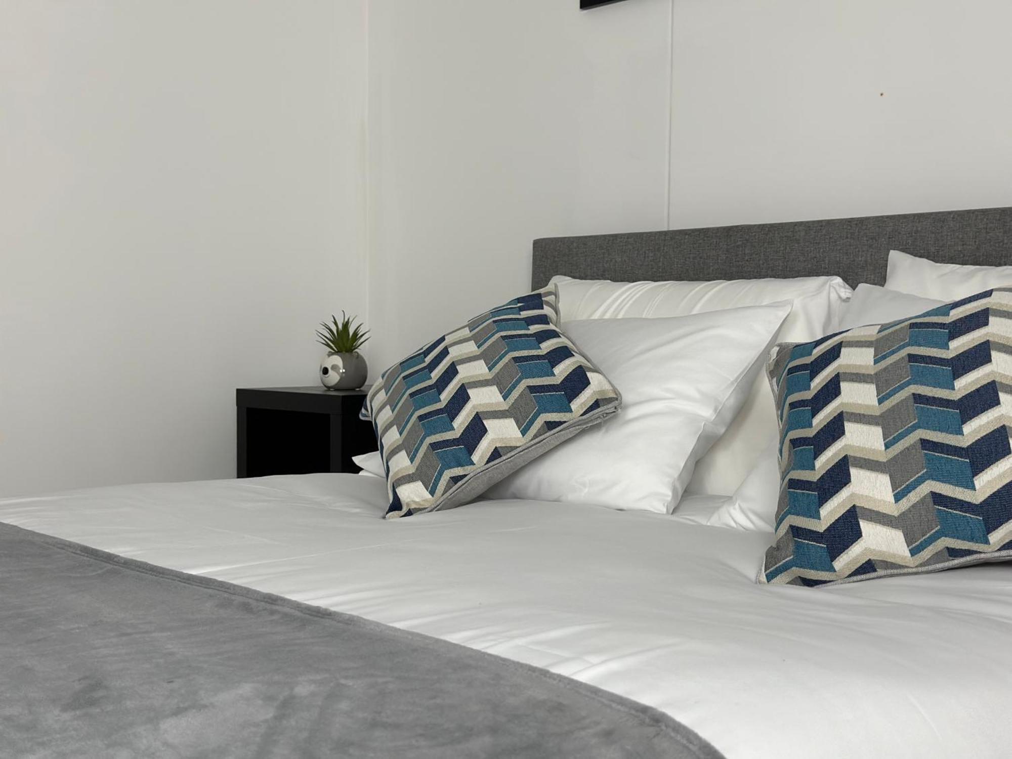 Cozy City Centre Apartment With Free Parking And Free Gym Birmingham Exterior photo